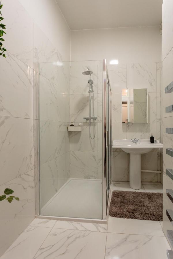 Stylish Apartment At The Edge Of Meadows Park Édimbourg Extérieur photo