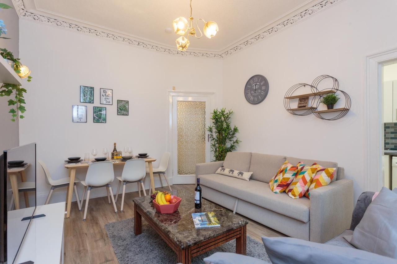 Stylish Apartment At The Edge Of Meadows Park Édimbourg Extérieur photo