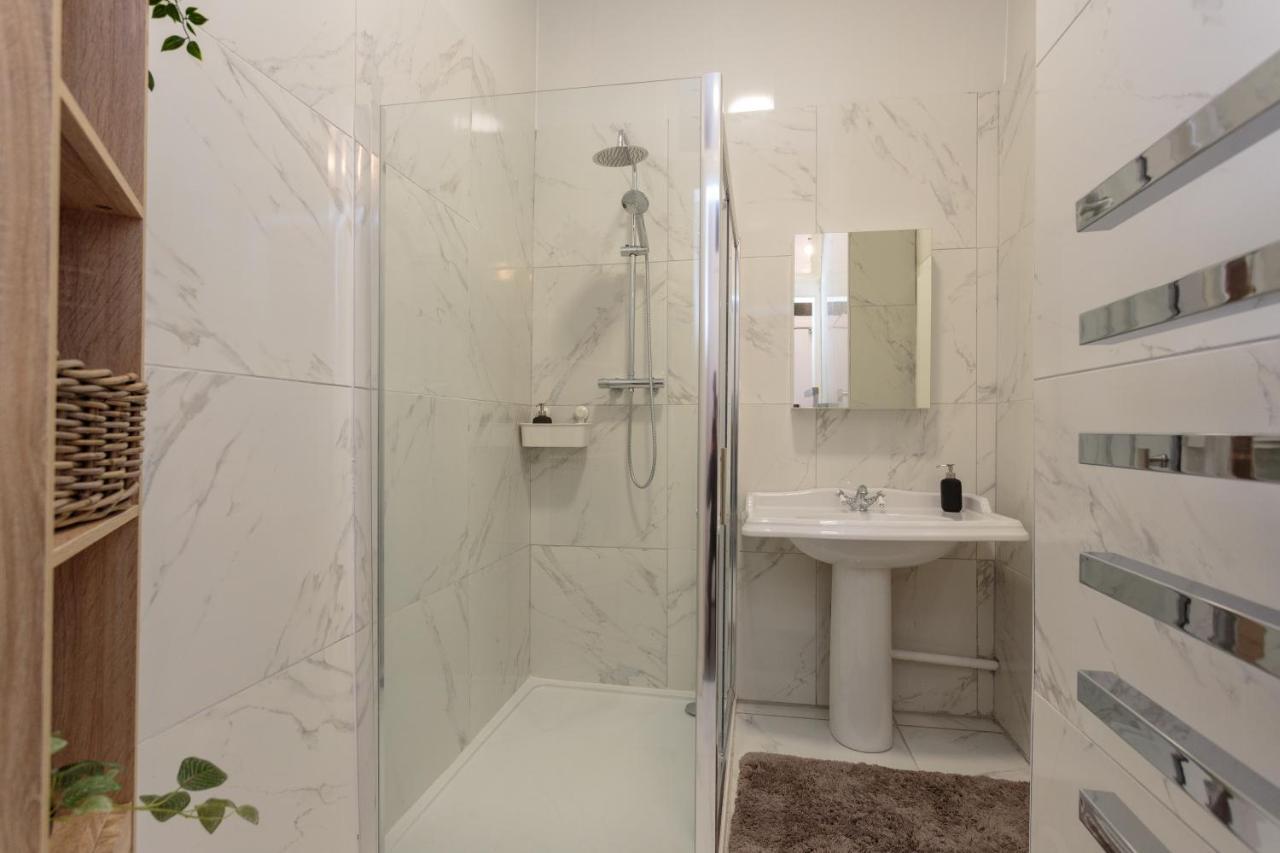 Stylish Apartment At The Edge Of Meadows Park Édimbourg Extérieur photo